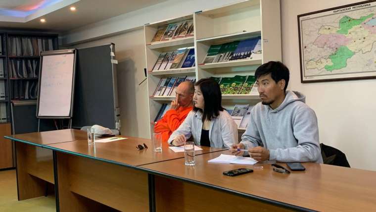 Организована рабочая встреча консультанта по налоговому кодексу Кыргызстана для представителей горнолыжных школ.